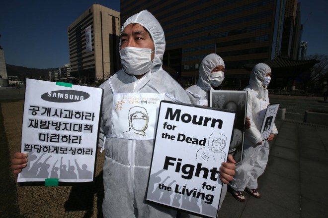 SHARPS's eight-year advocacy campaign has entered into a new stage as Samsung attempts to compensate occupational disease victims on its own divisive terms.  Source: The Huffington Post Korea